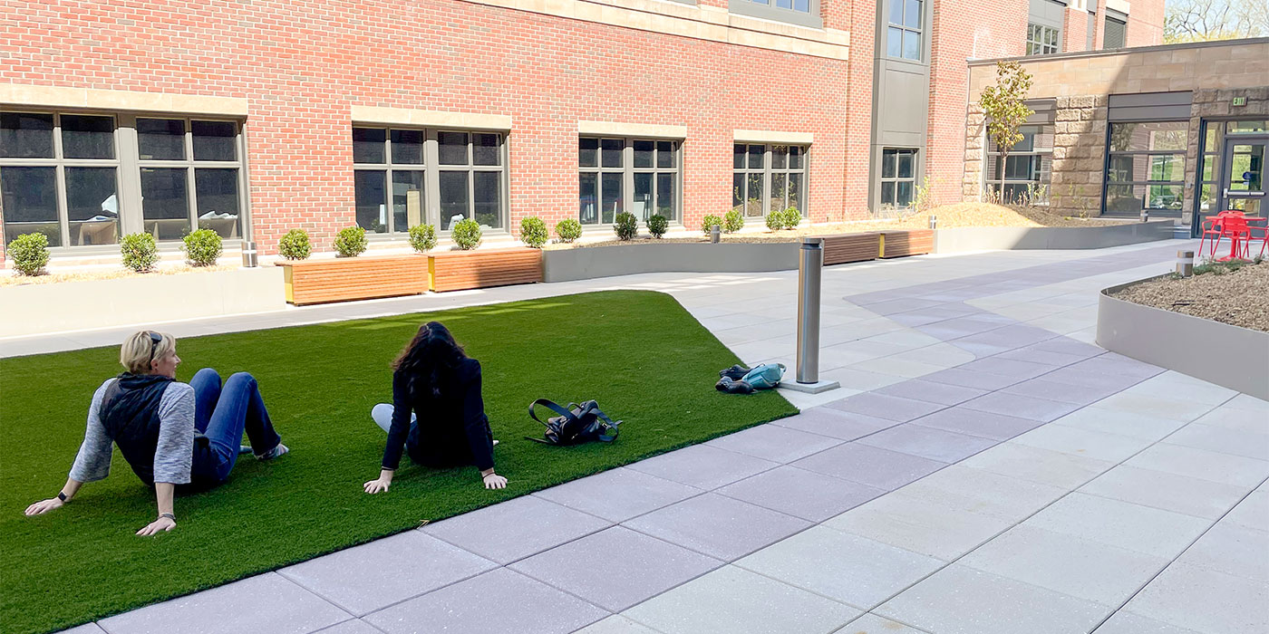 Baystate Medical Center Hospital Roof Garden